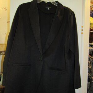 Robert Louis Women's Black Blazer